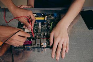 How to Reduce Defects in Semiconductor Manufacturing?