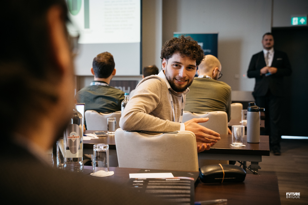 Delegates networking between sessions