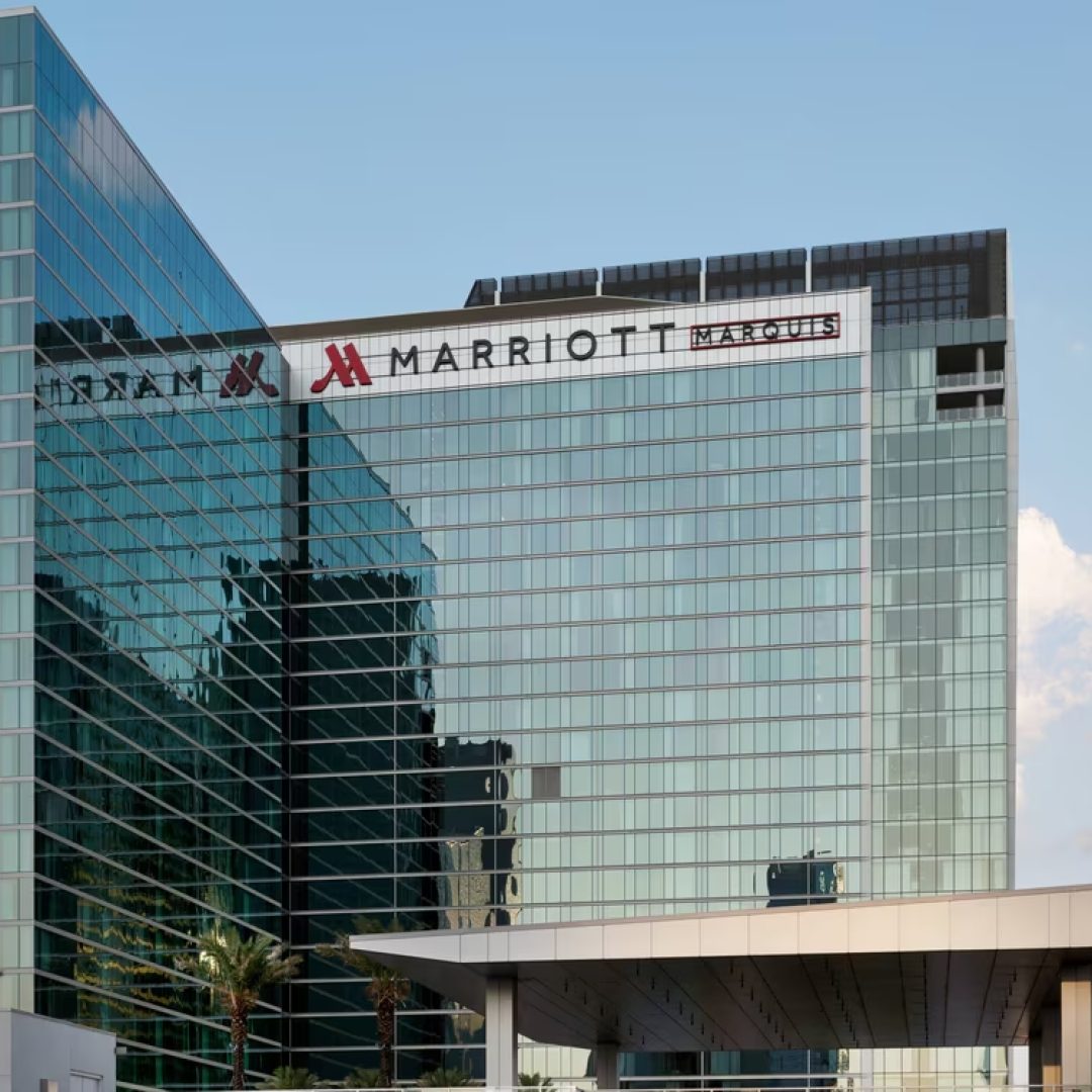 Marriott-Marquis-Houston-outside_1